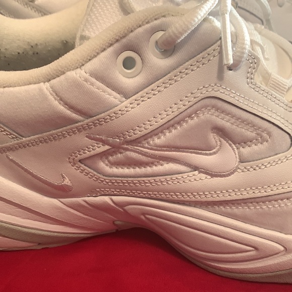 White Nike techno used very clean very hip good condition - Picture 4 of 7